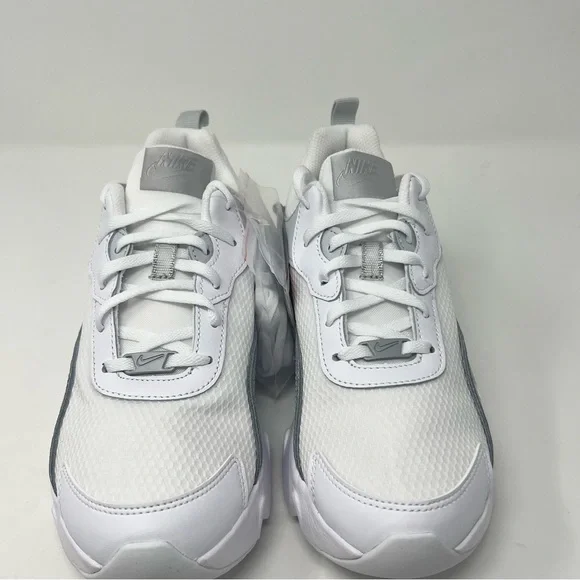 Nike Women RYX 365 II White / Metallic Platinum Sneaker Women’s size 8 - Picture 4 of 8